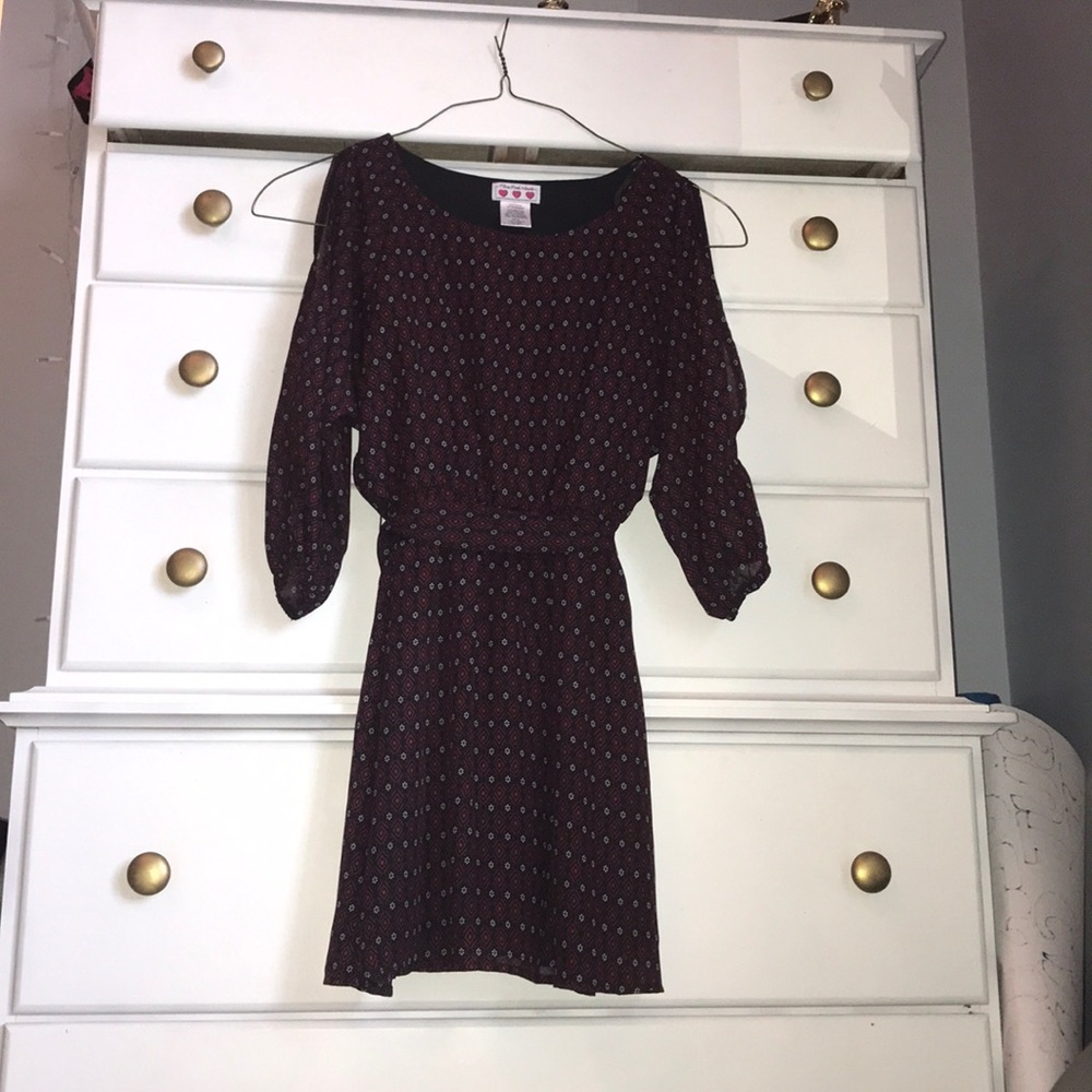 Open Arm Sleeve Dress